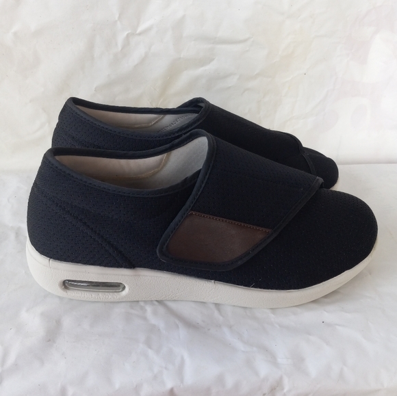 Youyun Women's Size 9 Velcro Wrap Memory Foam Diabetic Shoe - Picture 1 of 10